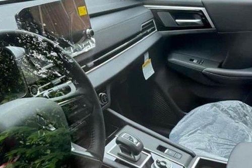 Mitsubishi Outlander 2023 mới về Việt Nam lộ diện nội thất