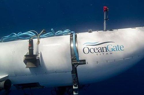 Tàu ngầm chở tỷ phú người Anh mất tích khi tham quan xác tàu Titanic