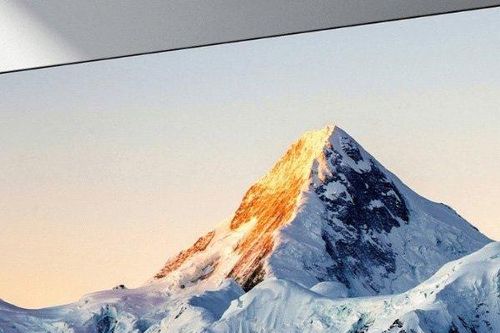 Xiaomi ra mắt TV 43 inch vỏ kim loại nguyên khối giá siêu rẻ