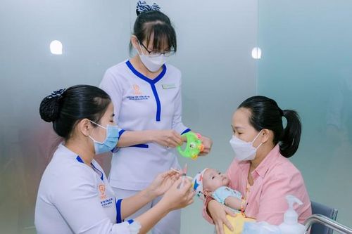 Cắt điện nhiều nơi, làm sao để bảo quản vắc xin an toàn?