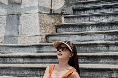 Đời thường trẻ trung, gợi cảm của Minh Thu 'Nơi giấc mơ tìm về'