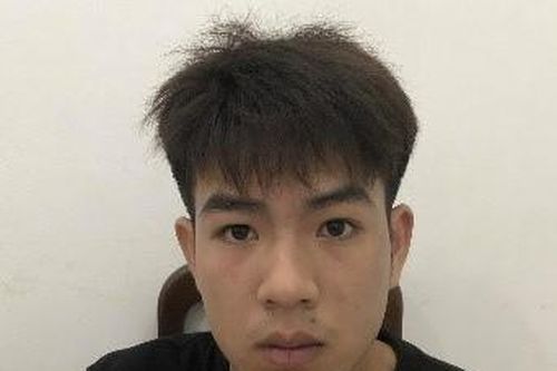 'Trò đểu' của nam nhân viên hiệu cắt tóc trên phố Núi Trúc