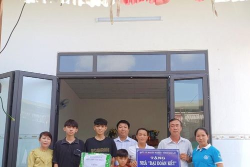 Gia Lai: Gần 3,1 tỷ đồng xây nhà ở và tặng quà cho người nghèo