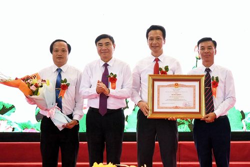 Huyện biên giới Nậm Pồ kỷ niệm 10 năm thành lập