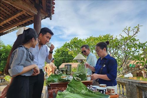 Ngày hội Sen Huế 2023