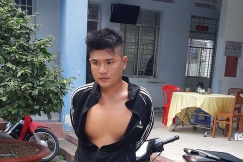 Tạm giữ hình sự đối tượng trộm 'nóng' môtô Phú Tân