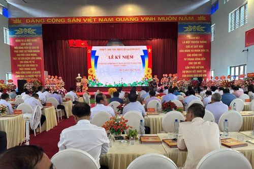 Huyện Nậm Pồ (Điện Biên) kỷ niệm 10 năm thành lập và đón nhận Bằng khen của Thủ tướng Chính phủ