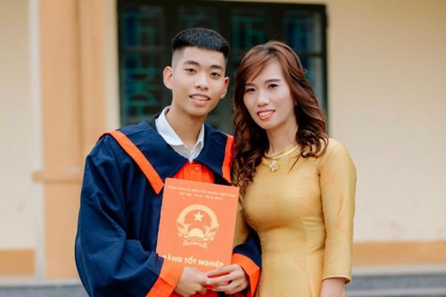 Thủ khoa khối C00 Hà Tĩnh 'bật mí' cách giành điểm cao môn KHXH