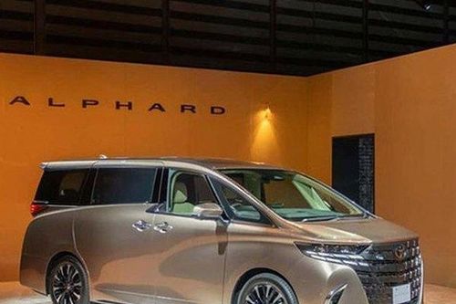 Toyota trình làng MPV Alphard thế hệ mới, giá từ 779 triệu đồng