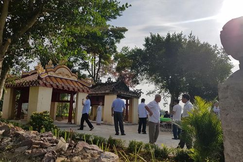 Miếu Đôi làng Dạ Lê Chánh có phải là nơi thờ hai vò xương sọ Nguyễn Nhạc, Nguyễn Huệ?