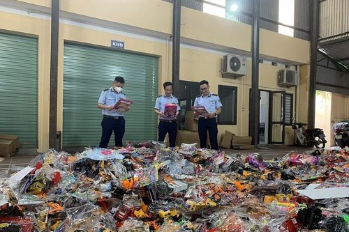 Không nên mua đồ chơi bạo lực, có hại bán tràn lan trên mạng xã hội