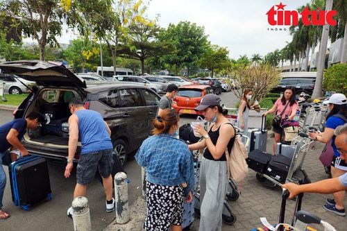 TP Hồ Chí Minh: Chấn chỉnh tình trạng taxi 'chặt chém', gian lận giá cước
