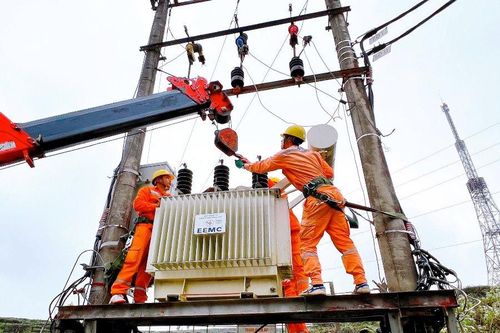 PC Lai Châu đảm bảo cung ứng điện trong mùa nắng nóng