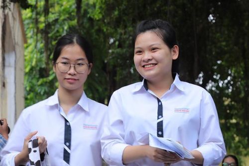 Đáp án tham khảo môn Ngữ văn kỳ thi tốt nghiệp THPT 2023