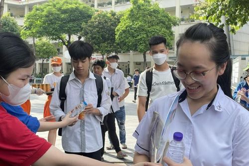 Lại nghi vấn lọt đề thi môn Toán: Bộ GD-ĐT tiếp tục chuyển Bộ Công an điều tra