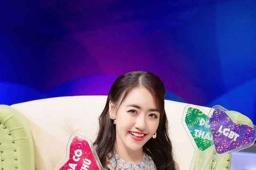 Hot girl Hà thành một thời bất ngờ lên sóng 'Người ấy là ai'