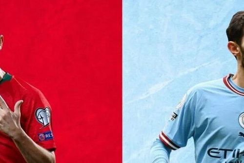 Top 10 cầu thủ biến thành 'tắc kè hoa' từ CLB lên ĐTQG