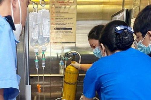 Tin tức 24 qua: Nâng ngực ở khách sạn, một phụ nữ 27 tuổi tử vong