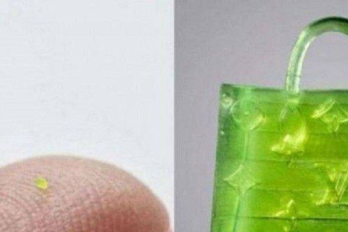 Cận cảnh túi xách nhỏ hơn hạt muối có giá 1,5 tỷ đồng, người bán tặng kèm chiếc kính hiển vi để ngắm túi