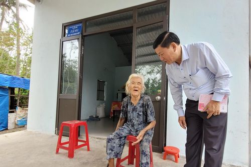 Chăm lo cho người nghèo là nhiệm vụ của toàn xã hội