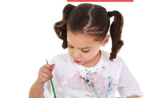 Đừng bỏ phí quần áo dính mực lem, dùng mẹo này thì vết mực cứng đầu cũng bị loại bỏ