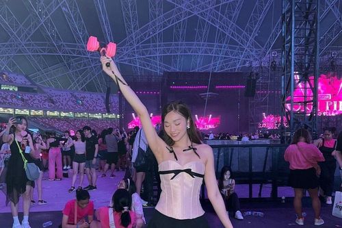 Người trẻ chi hàng chục triệu đồng đi du lịch xem concert