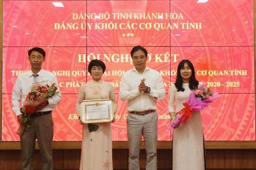 Đảng ủy Khối các cơ quan tỉnh Khánh Hòa: Kết nạp được 478 đảng viên trong nửa đầu nhiệm kỳ 2020-2025