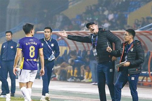 Đâu rồi Hà Nội FC vô đối?
