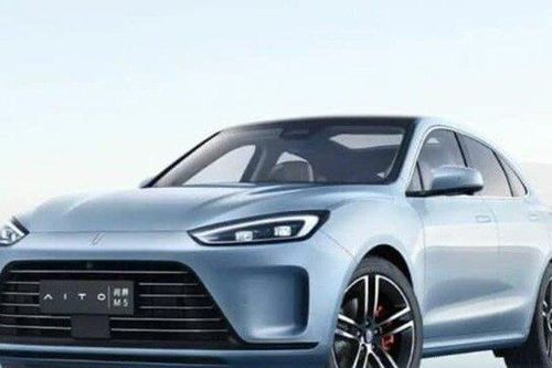 Xe động cơ lai Aito M5 có mức di chuyển hơn 1.400km