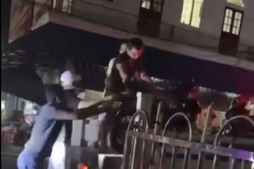 Đắk Nông: Tạm giữ đối tượng say rượu, chống đối Cảnh sát Giao thông