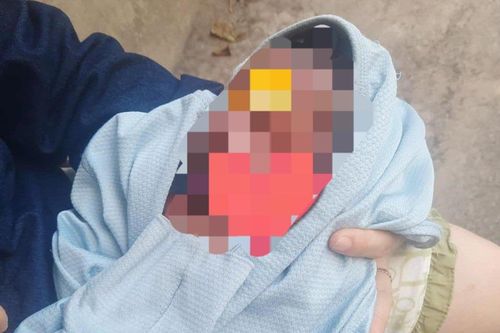 Quảng Trị: Phát hiện cháu bé còn dây rốn bị bỏ lại bên đường