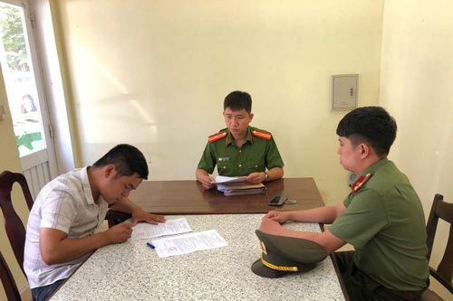 Hướng dẫn mở tài khoản giao dịch, chiếm đoạt gần 400 triệu đồng