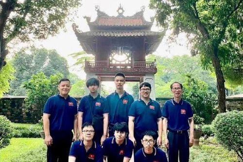 Bản tin 13/7: Chân dung 6 học sinh Việt Nam giành huy chương Olympic Toán học quốc tế 2023
