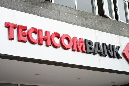 Giám đốc Kế toán Techcombank muốn bán hơn 900.000 cổ phiếu TCB