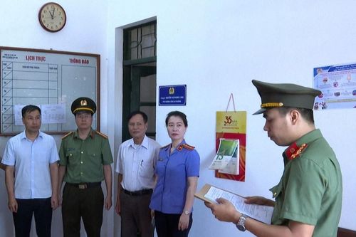 Khởi tố, bắt tạm giam nhiều đối tượng nguyên là lãnh đạo, cán bộ thị xã Phú Thọ