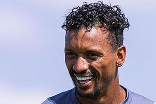 Tuổi cao như Ronaldo, Nani vẫn chốt bến đỗ mới