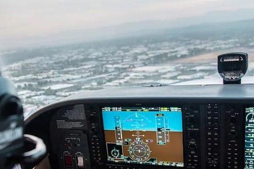 Muốn lái máy bay, phải trải qua 'ải' tiêu chuẩn về sức khỏe thế nào?