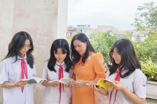 Trải nghiệm cùng Tản văn