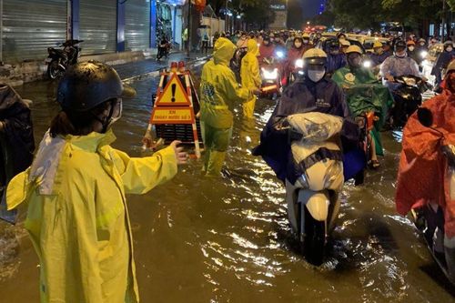 Trực 24/24 ứng phó với diễn biến cơn bão số 1