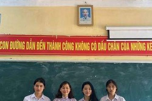 Nam Định có thủ khoa thi tốt nghiệp và thí sinh 10 điểm môn Ngữ văn