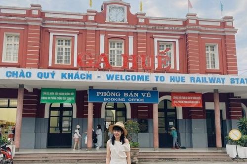 Check-in kiến trúc độc đáo của Ga Huế