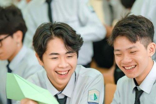 Nam sinh chuyên Lý giành học bổng toàn phần ngành 'Điện' của VinUni và Đại học Mỹ