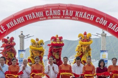 Chủ tịch nước dự lễ khởi công và khánh thành 2 công trình ở Côn Đảo