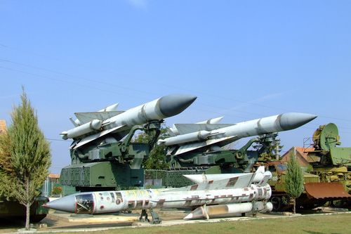 Bất ngờ khi Ukraine biến tên lửa phòng không S-200 thành tên lửa đạn đạo
