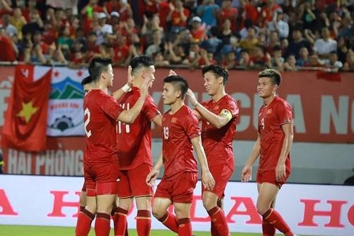 Đội tuyển Bóng đá Nam Việt Nam tiếp tục ổn định ở vị trí 95 thế giới