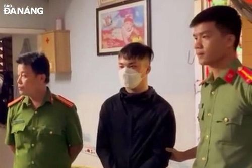 Bắt tạm giam hai đối tượng chế tạo, tàng trữ, vận chuyển trái phép vũ khí quân dụng
