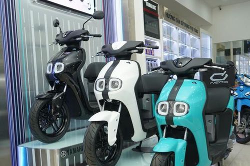 Những mẫu xe máy điện trẻ trung được giới trẻ mê dù giá đắt đỏ hơn nhiều xe tay ga thông thường