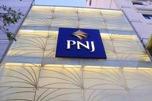 PNJ chịu cảnh nguồn thu sụt giảm do chịu bất lợi từ thị trường