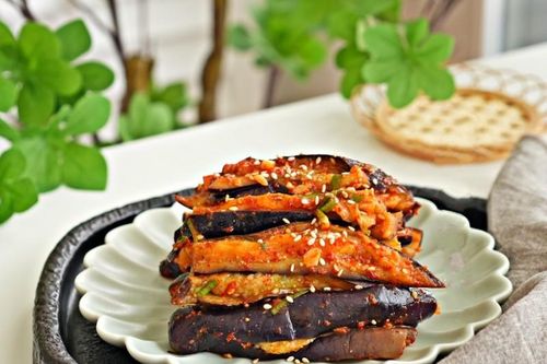 2 món cà tím trộn ngon miệng mát lành cho cơm nhà thêm ngon