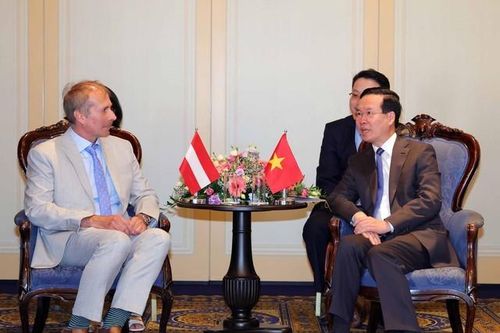 Chủ tịch nước Võ Văn Thưởng tiếp Chủ tịch Hội Hữu nghị Áo-Việt Nam, gặp gỡ kiều bào tại Áo, châu Âu